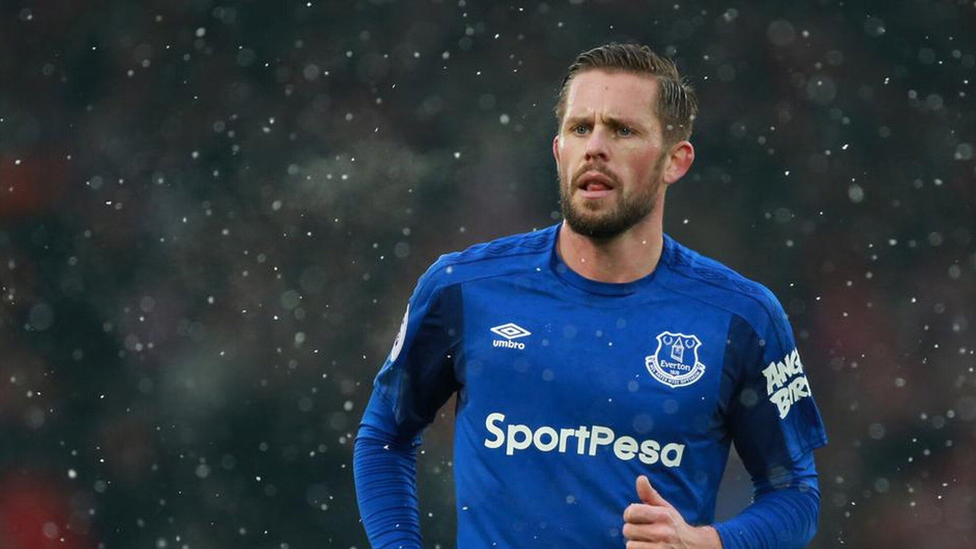 五大联赛球员心理抗压能力是否成为比赛转折点，五大联赛明星球员