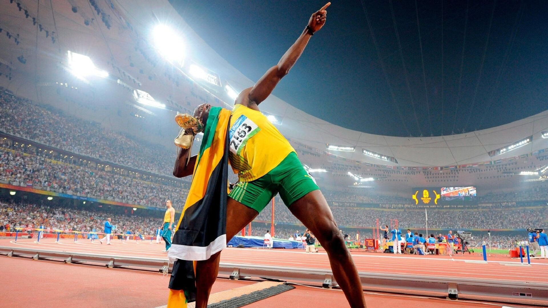 开云·体育全站登录地址-恩波利中场调度精准分配进攻资源，恩波利 里奇